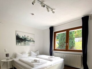 Schlafzimmer 4