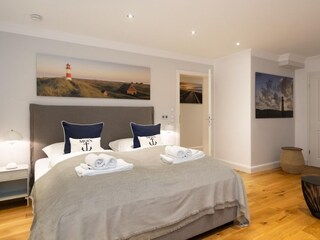 Schlafzimmer UG mit Sauna