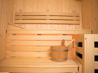 Sauna, EG