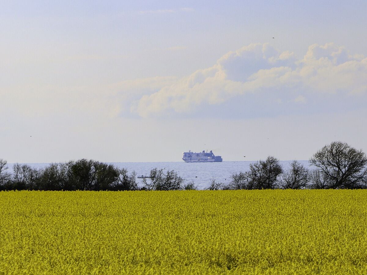 Fähre auf hoher See