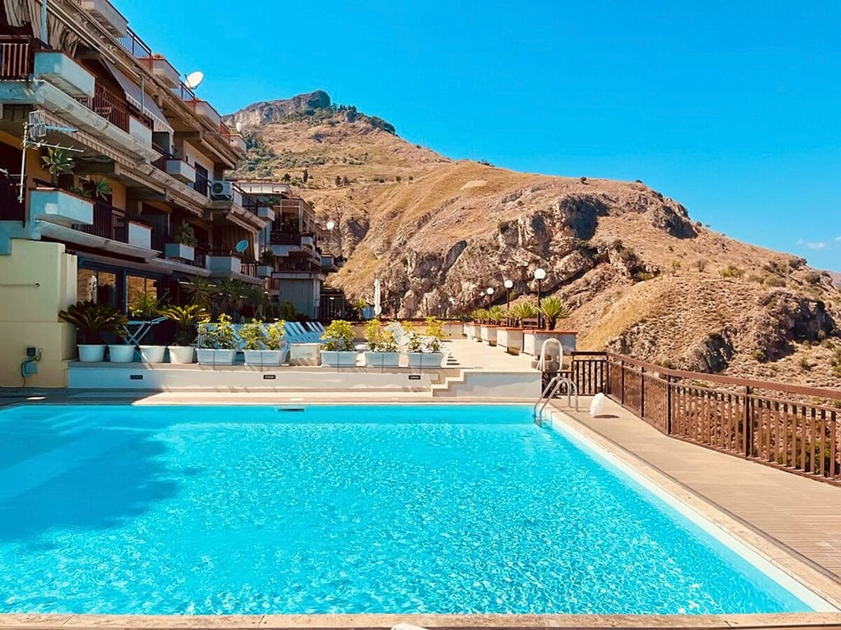 Ferienwohnung mit Pool in Taormina, Sizilien