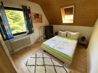 Schlafzimmer 2