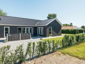 10 Personen Ferienhaus in Juelsminde - Juelsminde - image1