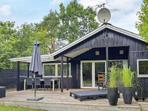 Holiday house 6 person holiday home in Hadsund - Als - image1