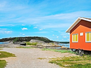 Holiday house Ellös  24