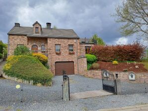 Holiday house Charmantes Ferienhaus in Vielsalm mit privatem Whirlpool in der Saison - Vielsalm - image1