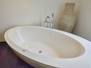 Holiday house Spa Features 19