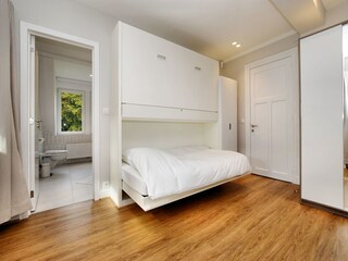 Holiday house Spa Features 25