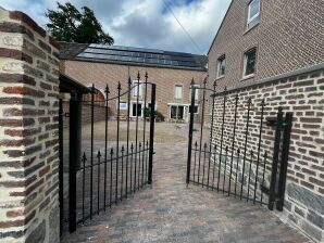 Bauernhaus mit beheiztem Pool