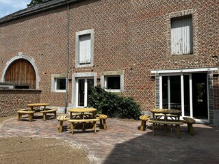 Farmhouse Houyet Outdoor Recording 6