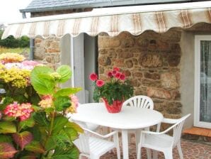 Holiday house Holiday home in beautiful Breton estate, Lanmodez - Lanmodez - image1