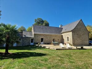 Holiday house Komfortables Landhaus Plouégat-Guérand - Lanmeur - image1