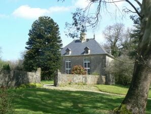 Elegantes Ferienhaus mit Garten in Strandnähe - Négreville - image1