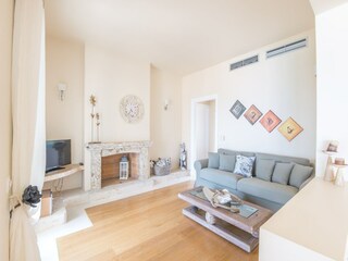 Villa Kranidi Features 24