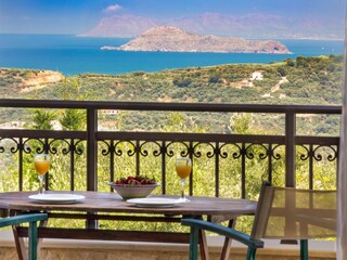 Villa Tavronitis Buitenaudio-opname 4