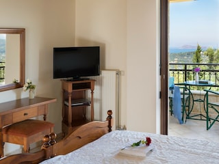 Villa Tavronitis Features 24