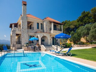 Villa Tavronitis Buitenaudio-opname 10