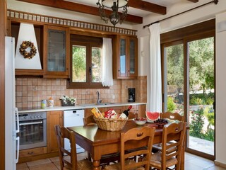 Villa Tavronitis Features 17