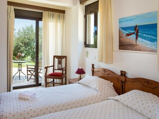 Villa Tavronitis Features 22