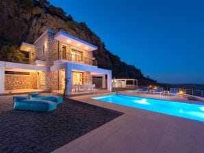 Bellissima villa con piscina a sfioro e vista mare - Afantou - image1