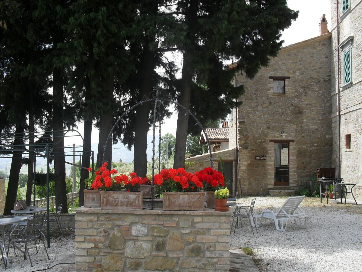 Bauernhof Gualdo Cattaneo Außenaufnahme 6