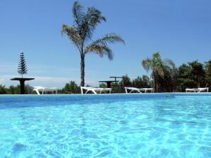 Casolare Accogliente villa con piscina a Torricella - Torricella - image1