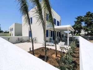 Modern Vakantiehuis met Dakterras - San Vito lo Capo - image1