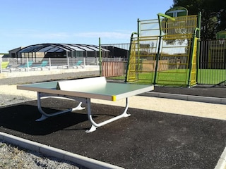 Chalet Marseillan Outdoor Recording 6