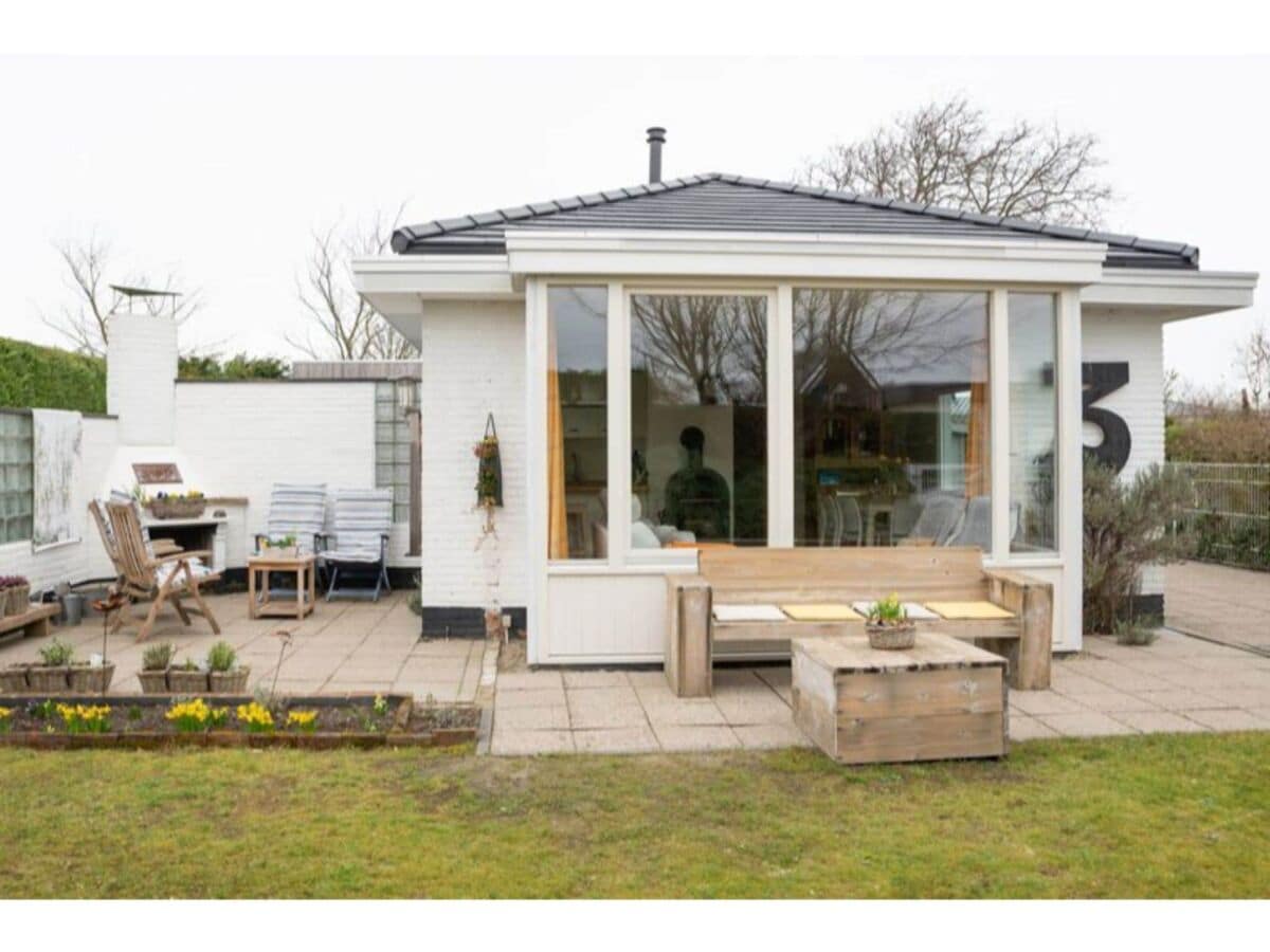 Ferienhaus Renesse Außenaufnahme 1