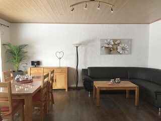 Wohnzimmer im UG
