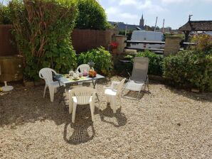 Apartment Ferienwohnung in direkter Strandlage,  Arromanches-les-Bains - Saint-Côme-de-Fresné - image1