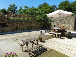 Castle Portbail Outdoor Recording 3