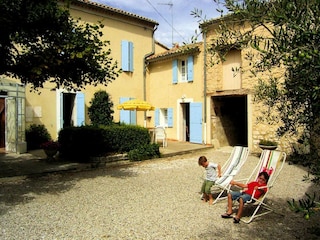 Appartement Monteux Buitenaudio-opname 4