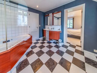 Holiday house Spa Features 22