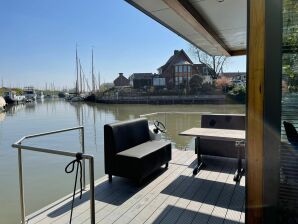 Bateau-maison Péniche au bord de l'eau près du centre - Monnickendam - image1