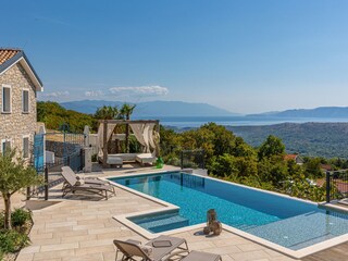 Villa Bribir Buitenaudio-opname 3