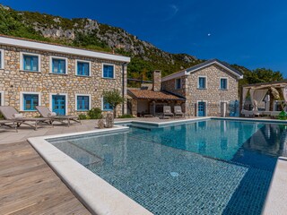 Villa Bribir Buitenaudio-opname 2