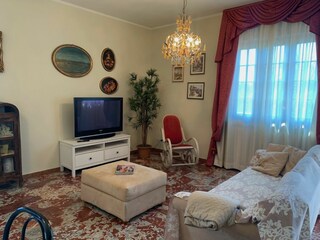 Villa Marina di Massa Caratteristiche 7