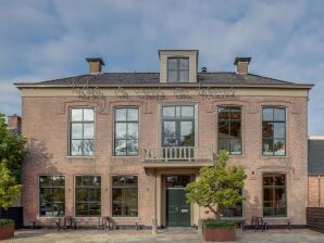 Vakantiehuis Groeps herberg op unieke locatie in Friesland - Ternaard - image1