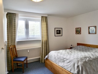 Schlafzimmer 2