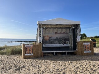Sommer Strand Bühne