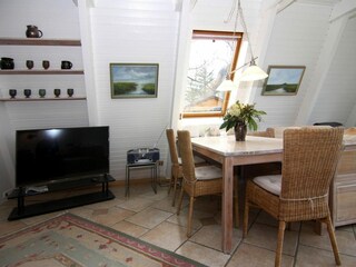Holiday house Damp Features 19