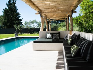 Villa Sommières Buitenaudio-opname 6