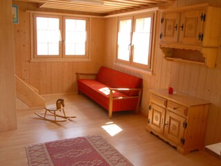Der Wohnbereich der Berghütte