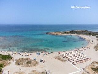 Beach at 20 m at 'Lido Pantanagianni'