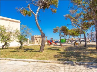 Plays for babies at 5 km at Torre Santa Sabina