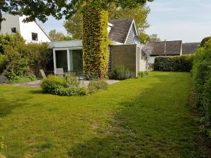 Ruhig gelegenes Ferienhaus in Zeeland - Bruinisse - image1