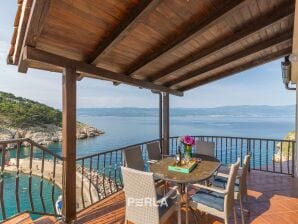 Villa Bella Mare aan zee met prachtig uitzicht op zee op 50m van het strand - Vrbnik - image1