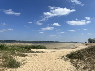 Weitläufiger Strand
