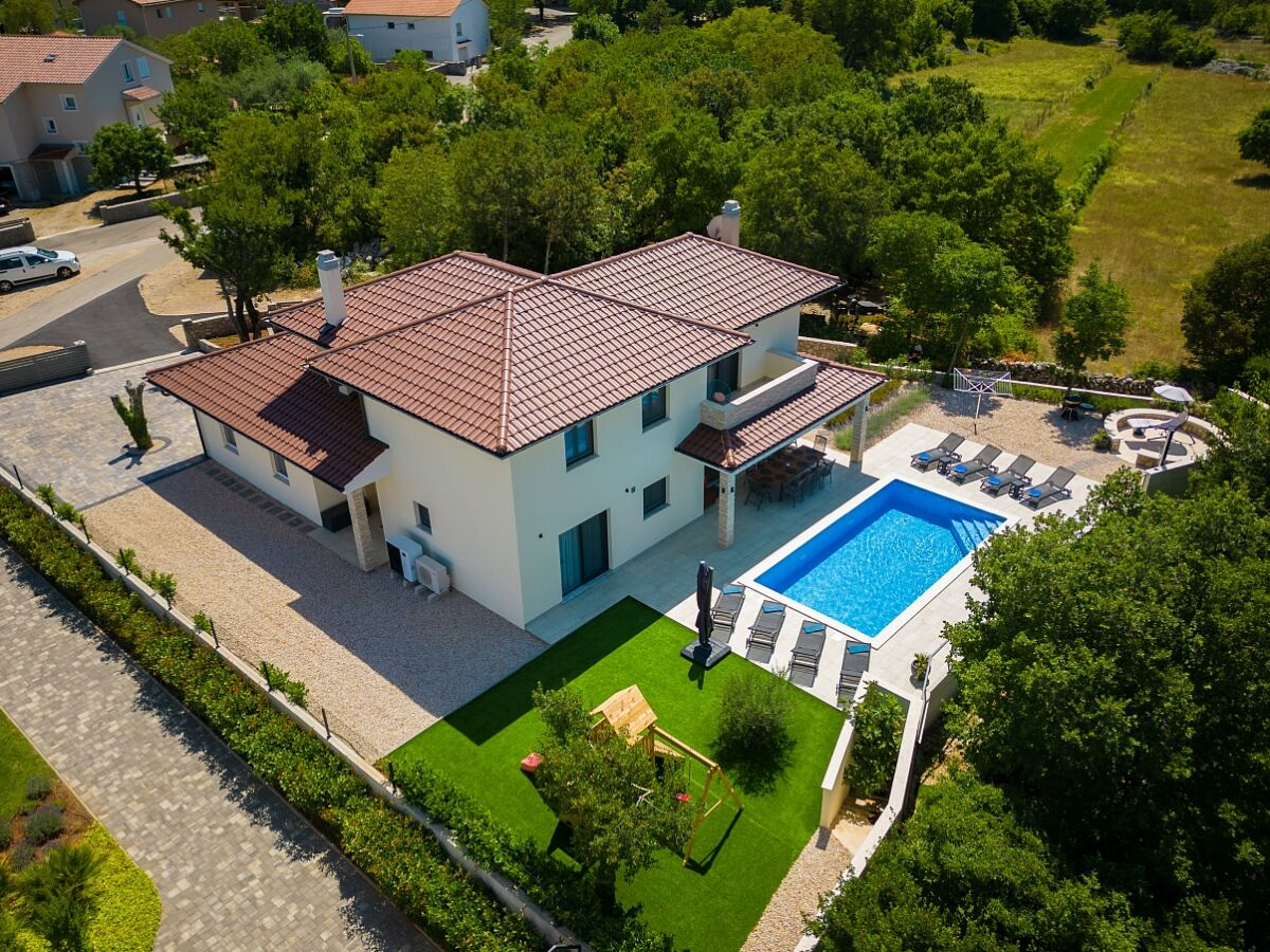 Villa Vrh Grabación al aire libre 1